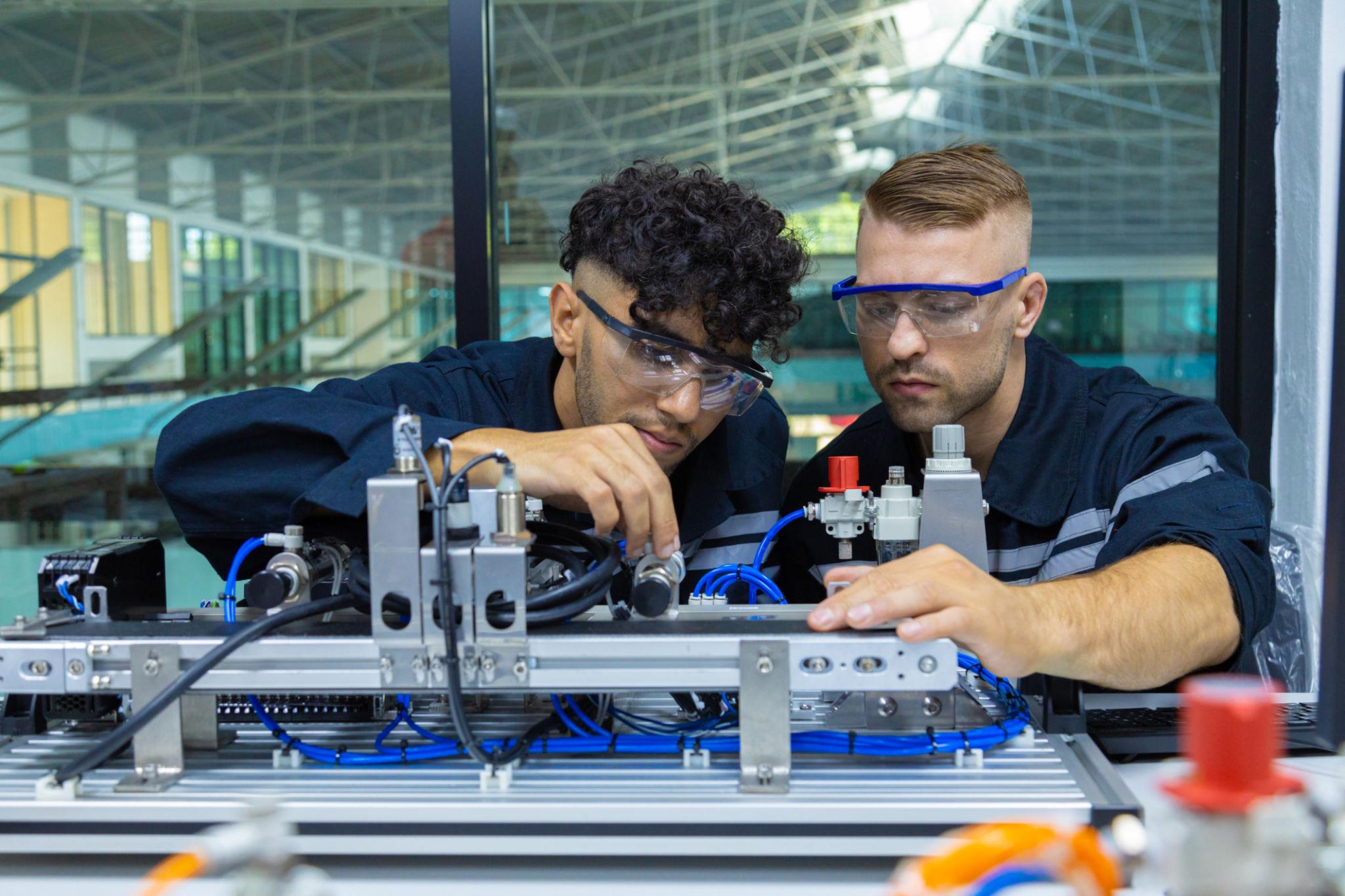 Robotics & AI